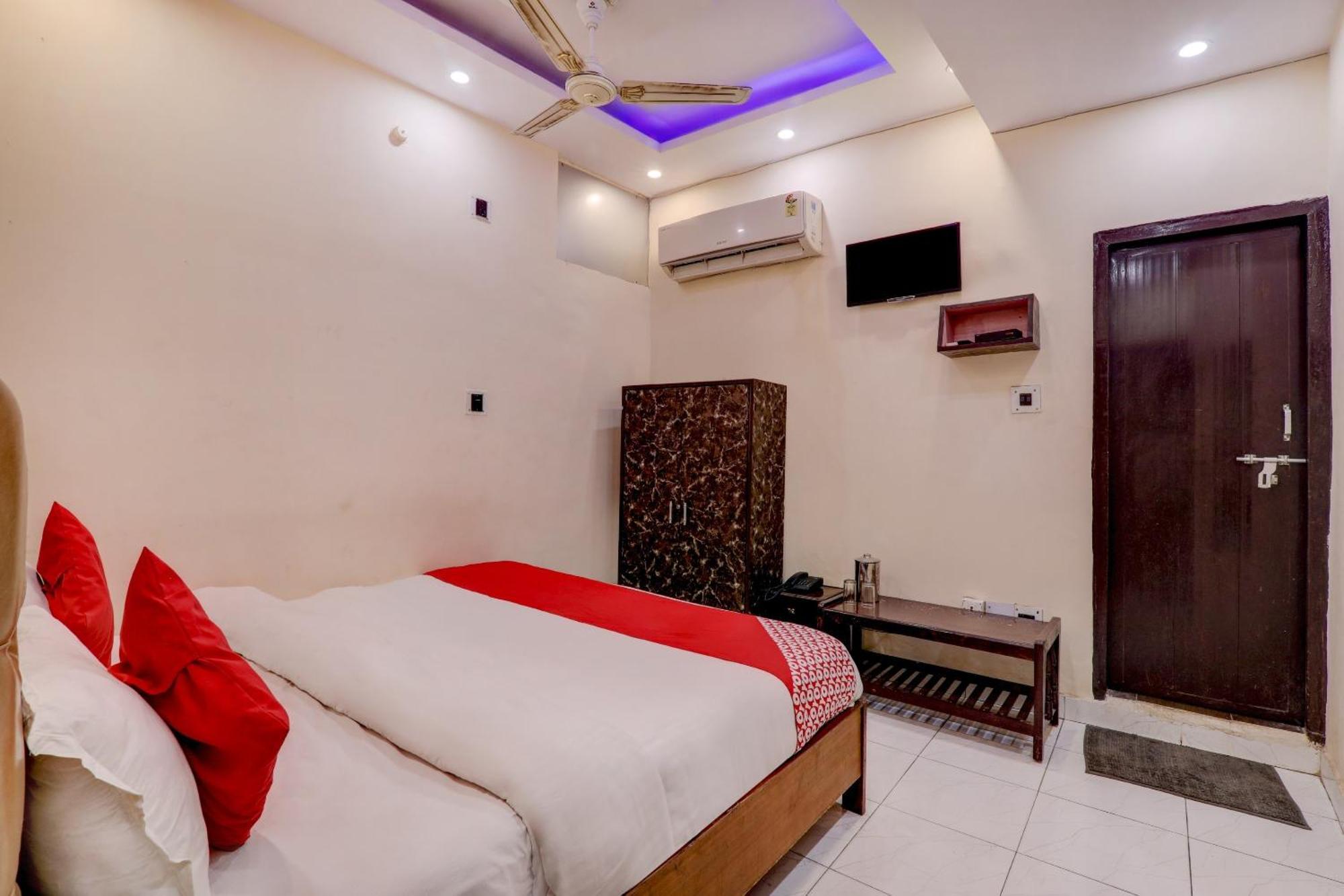 Hotel O Moon Palace Near Sahara Ganj Mall Lucknow Bagian luar foto